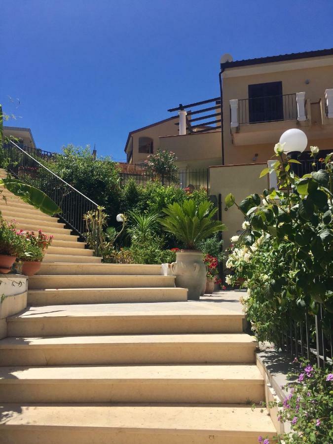 דירות טאורמינה Mastrissa Country House מראה חיצוני תמונה